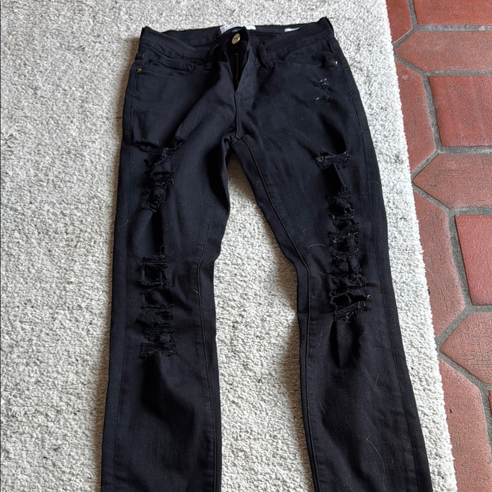 Black Distressed Jeans le skinny de Jeanne